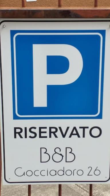 B&B Gocciadoro 26 Nuovo, Climatizzato, Zona Ospedale, Posto Auto Trydent Zewnętrze zdjęcie